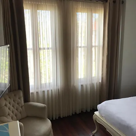 Ferahi Evler Hotel Ayvalı