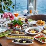 Ferahi Evler Ayvalik