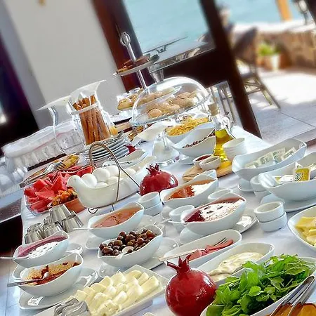 Hotel Ferahi Evler Ayvalik