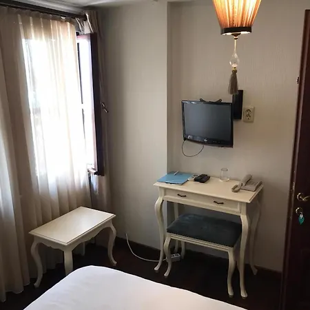 Hotel Ferahi Evler Ayvalik