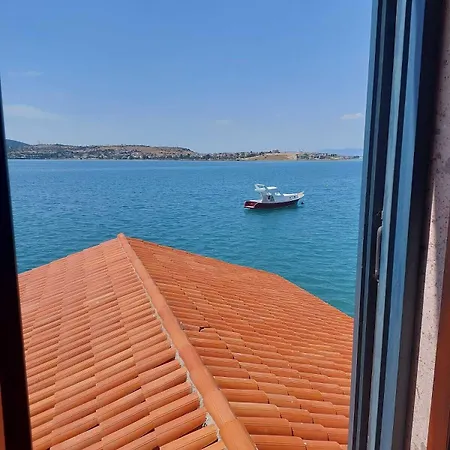 Ferahi Evler Hotel Ayvalı