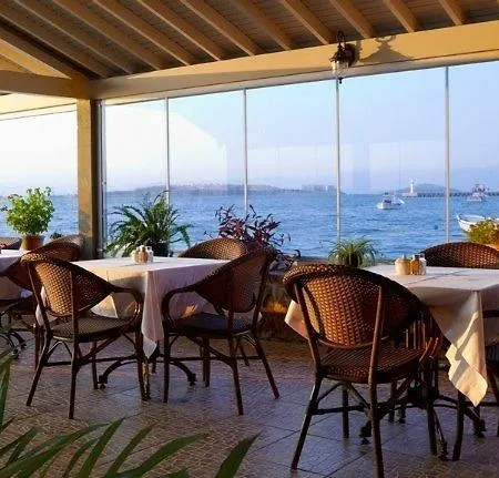 Hotel Ferahi Evler Ayvalı