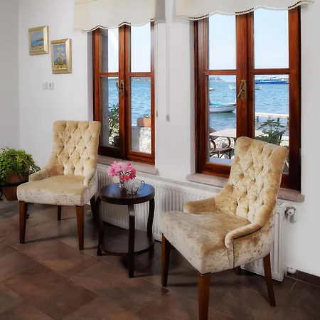 Ferahi Evler 3*