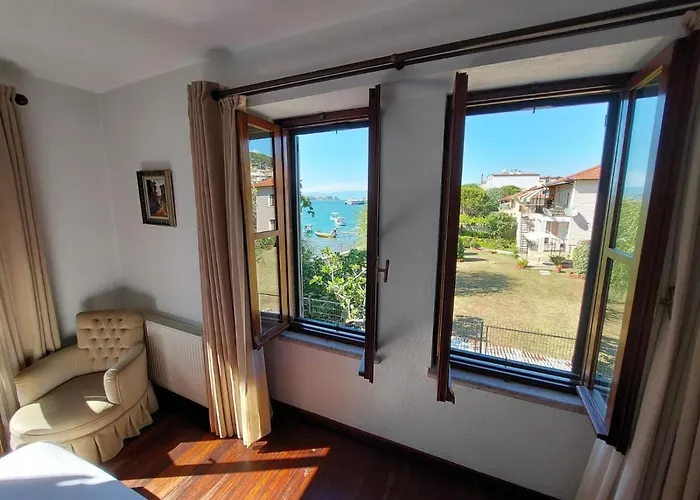 Ferahi Evler Hotel Ayvalı