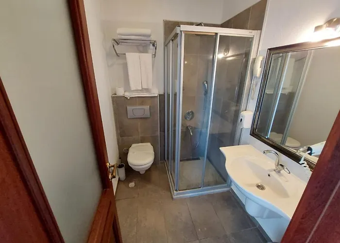 Hotel Ferahi Evler Ayvalı