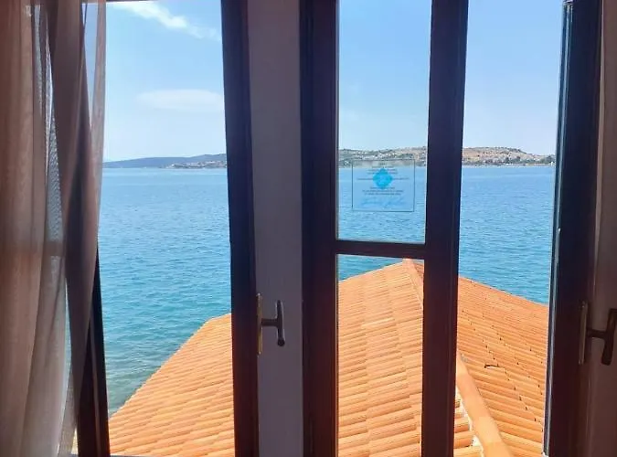 Ferahi Evler Hotel Ayvalik
