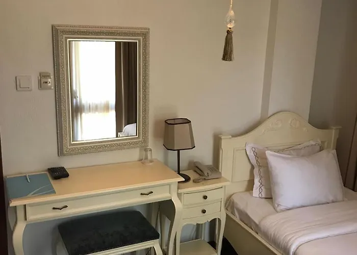 Ferahi Evler Hotel Ayvalı