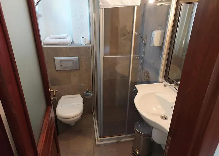 Hotel Ferahi Evler Ayvalı