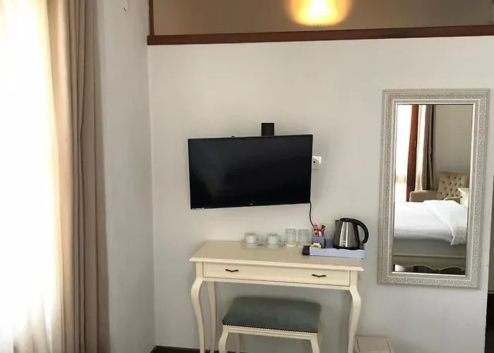 Ferahi Evler Hotel Ayvalı